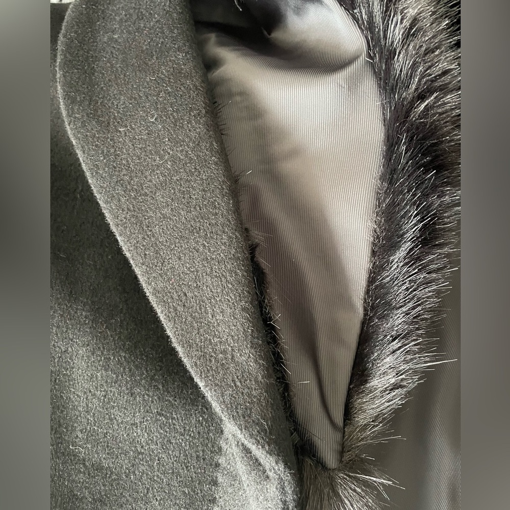 🖤talbot’s classic black winter coat with faux fur collar / size 4 petite / nwt - Picture 10 of 13